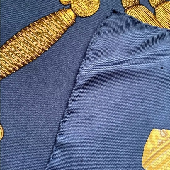 HERMES PARIS GRAND UNIFORME Blue By Joachim Metz Scarf Silk 35" SQR EX COND - Picture 13 of 14